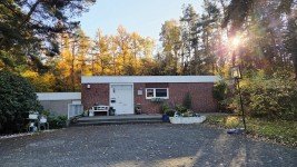 Hauptbild Wohnen direkt am Wald: Bungalow mit großem Grundstück in naturnaher Lage von Mölln zu verkaufen